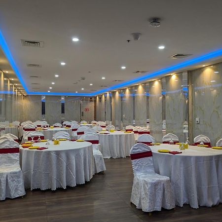Fortune Atrium Hotel Dubai Exterior photo