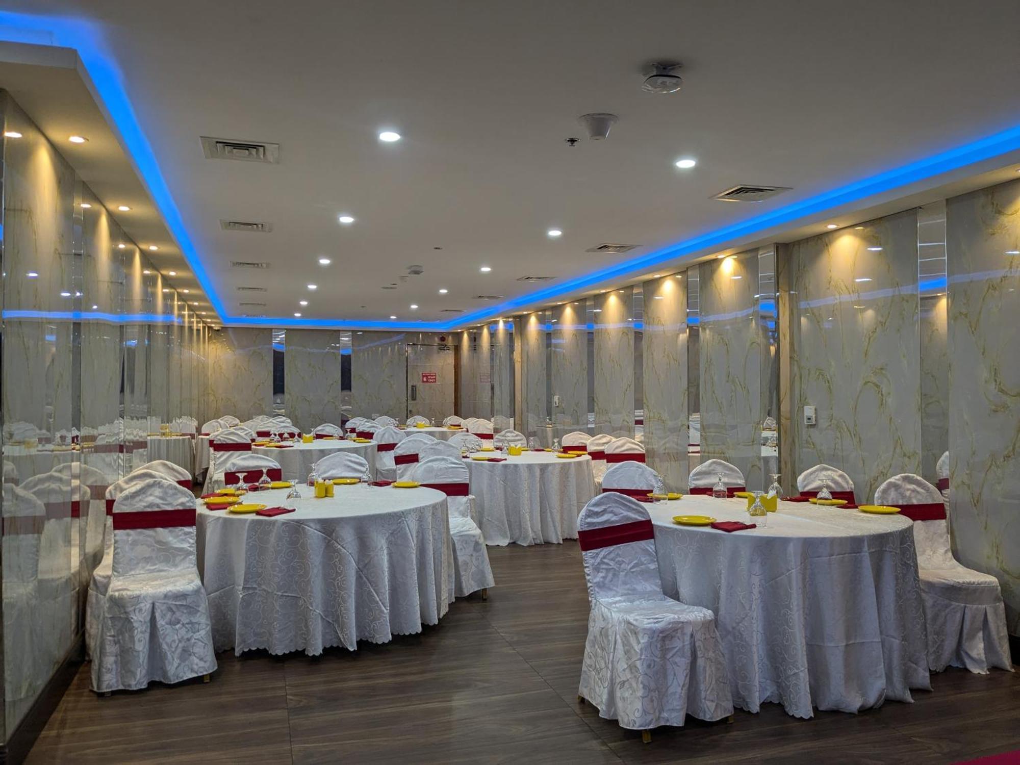 Fortune Atrium Hotel Dubai Exterior photo