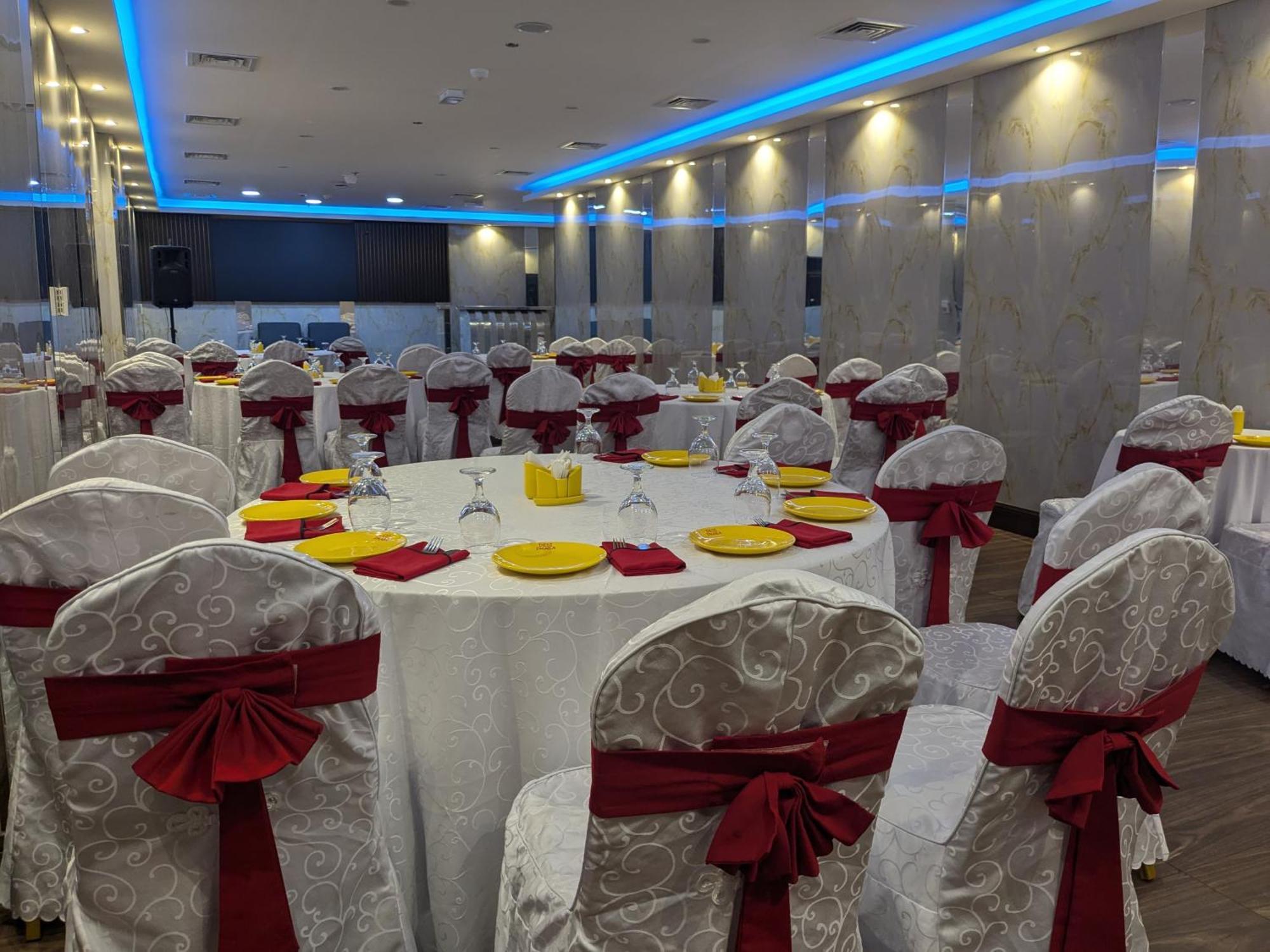Fortune Atrium Hotel Dubai Exterior photo
